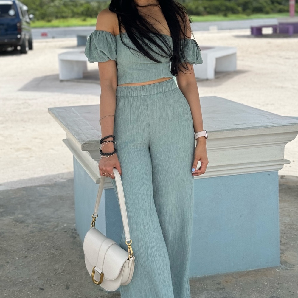 Elegant Women's Off-Shoulder Jumpsuit in Light Blue